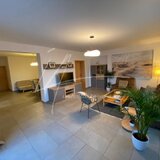Prelungirea Ghencea, Apartament spatios cu 6 camere, 192 mp. utili in Prelungirea Ghencea 281